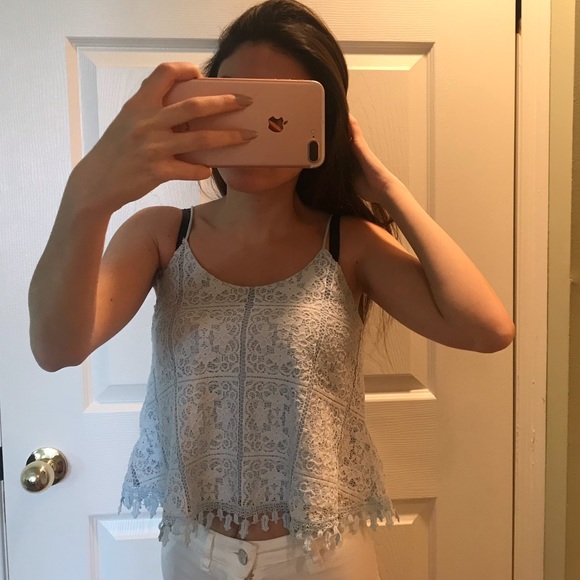 3 for 30$ 🤑 Cropped baby blue lace top